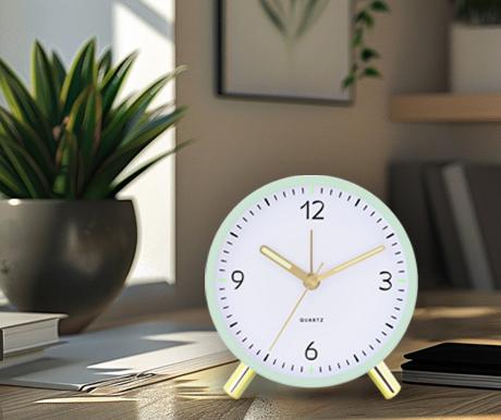 Quartz Table Clock